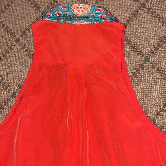 Marabelle sleeveless button down NWOT S - Picture 4 of 4